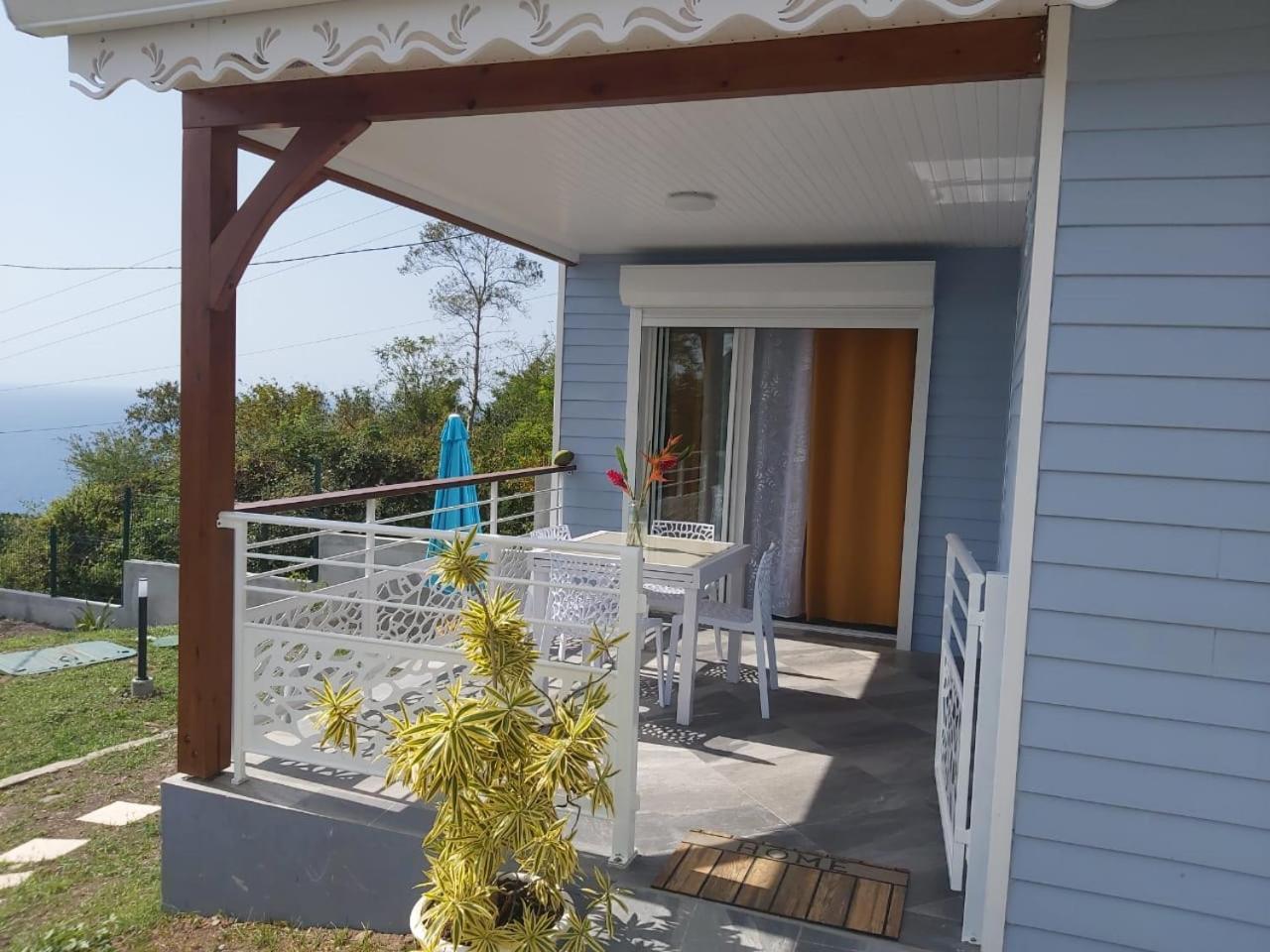 Les Gites Kajou Bouillante Exterior photo